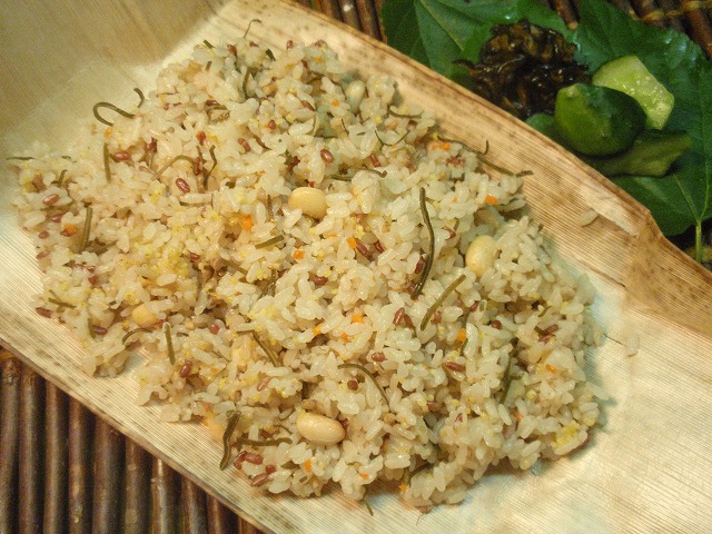どくだみ根の雑穀炊き込みごはん お天気レシピ Weather Healthy Recipe