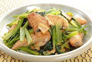 小松菜と鶏手羽先の炒め煮